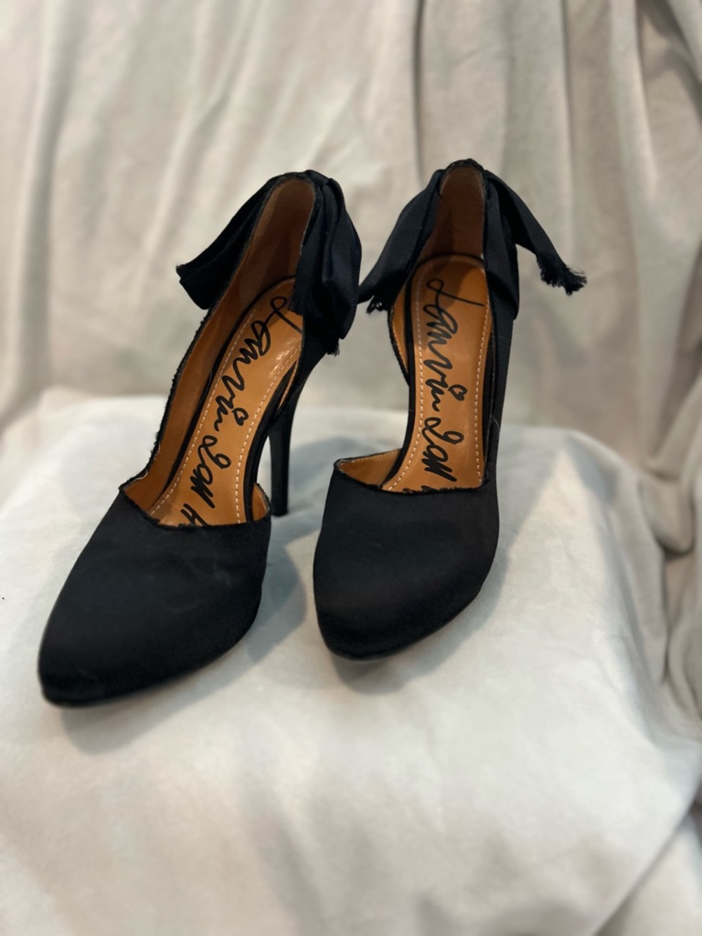 Lanvin Black Satin Pointed-Toe Lanvin D-Orsay Pumps